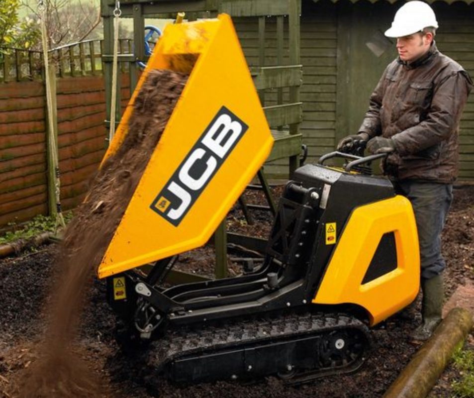 How to use a micro tracked dumper